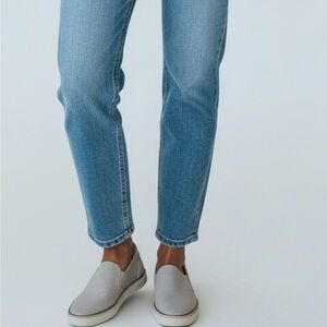 UGG Adley Perf Stardust Slip Ons (SZ 6) Color White